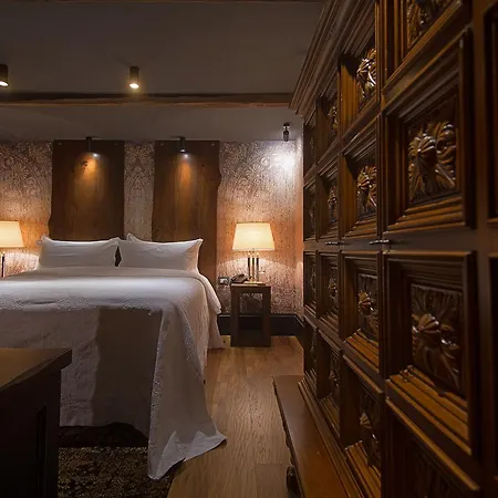 Hani I Pazarit Boutique Hotel Korce Exterior photo