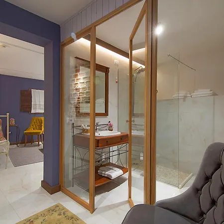Hani I Pazarit Boutique Hotel Korce Exterior photo