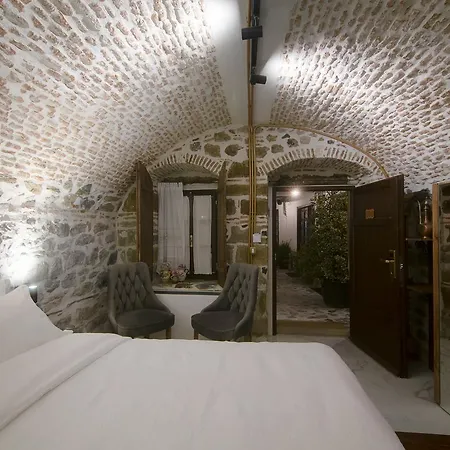 Hani I Pazarit Boutique Hotel Korce Exterior photo