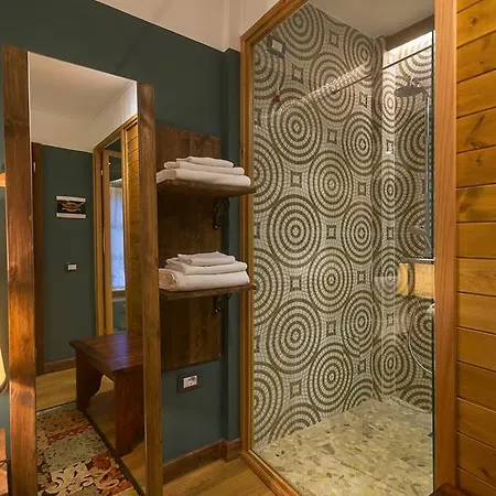 Hani I Pazarit Boutique Hotel Korce Exterior photo